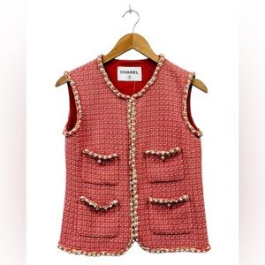 CHANEL PEARL EMBELLISHMENT TWEED VEST